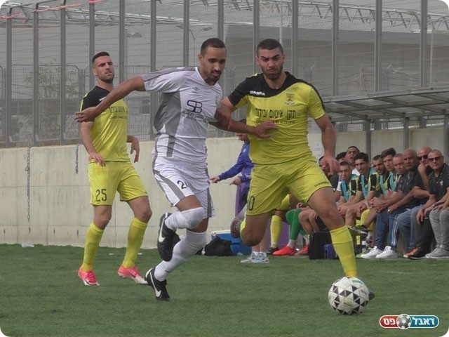 עבדאללה עזאם יוצא להתקפה